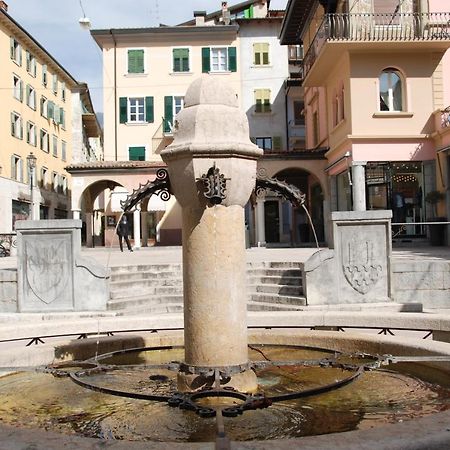 Gardainn Martini Riva del Garda Bagian luar foto