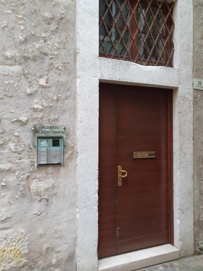 Gardainn Martini Riva del Garda Bagian luar foto