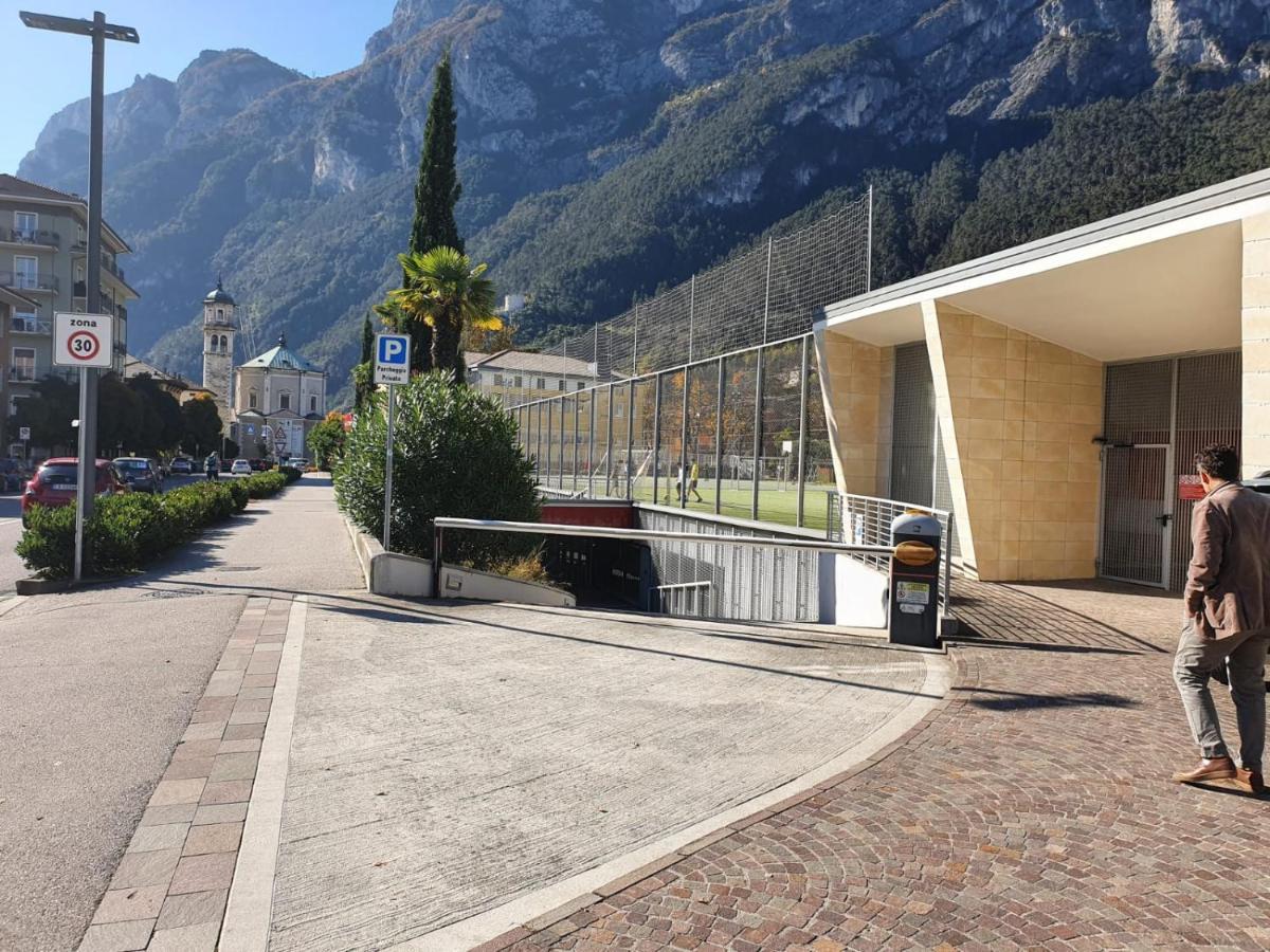 Gardainn Martini Riva del Garda Bagian luar foto